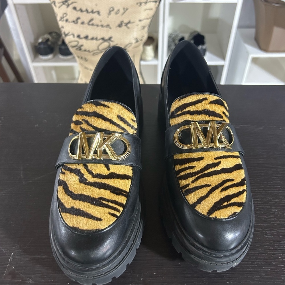 Michael Kors Black and Gold Tiger Print Loafers - Picture 3 of 9